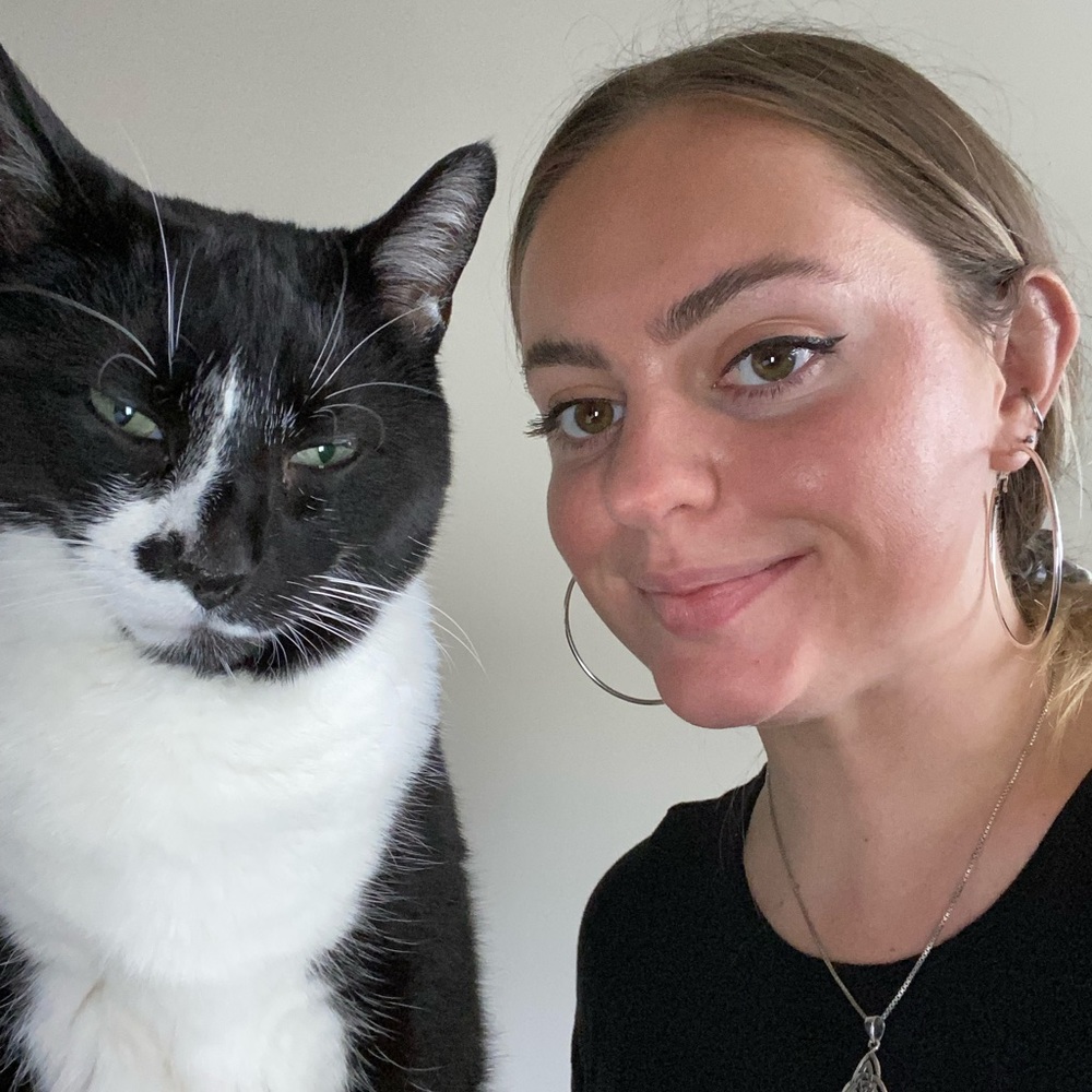 Meet your Posher, Alissa